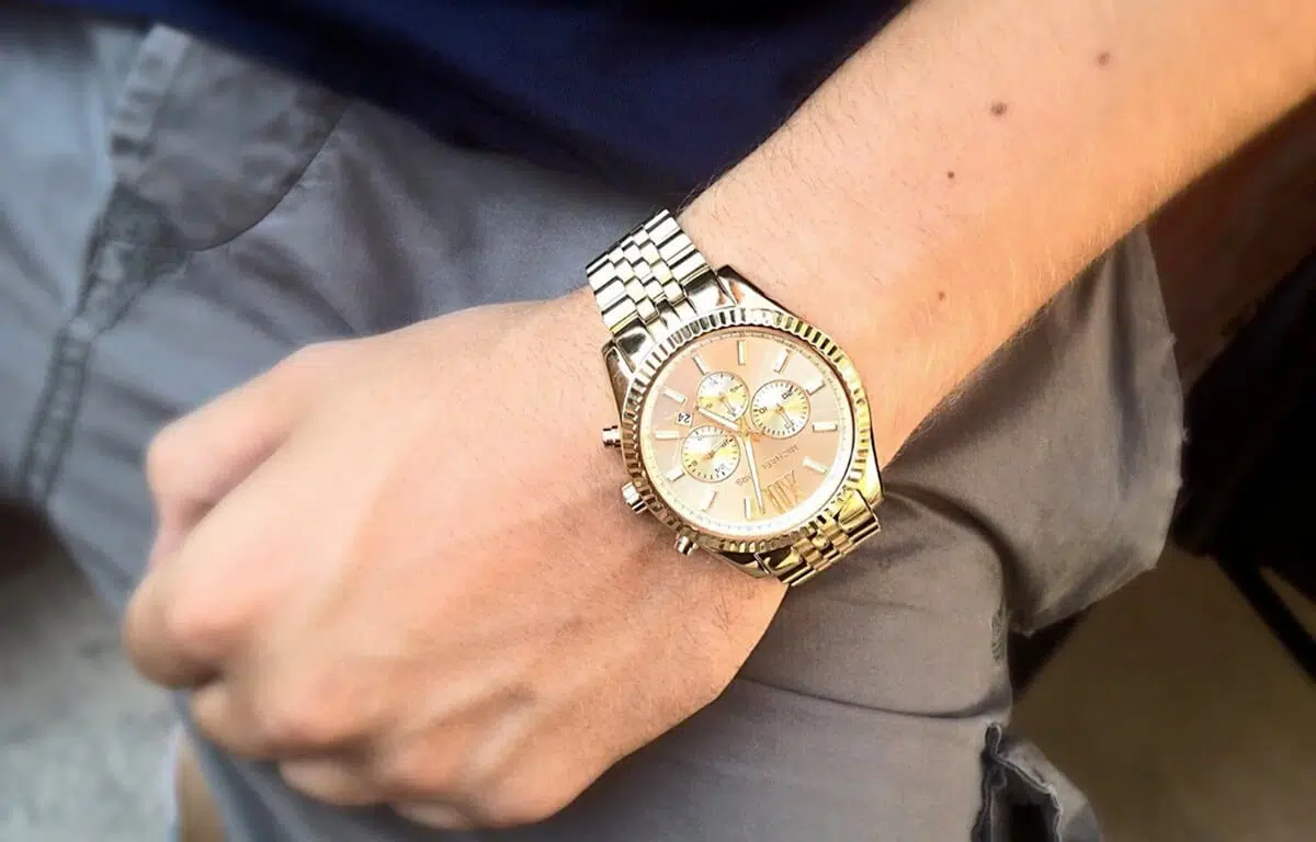 Ceasul auriu pentru bărbați Michael Kors cu cadran mare