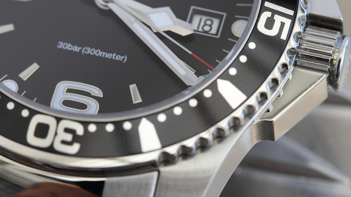 aut1 Acestea sunt ceasuri automate cu o rezervă de funcționare ridicată